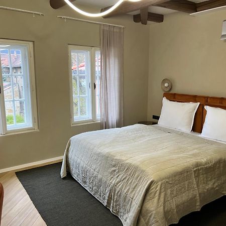 Nest Hotel Дьор Екстериор снимка
