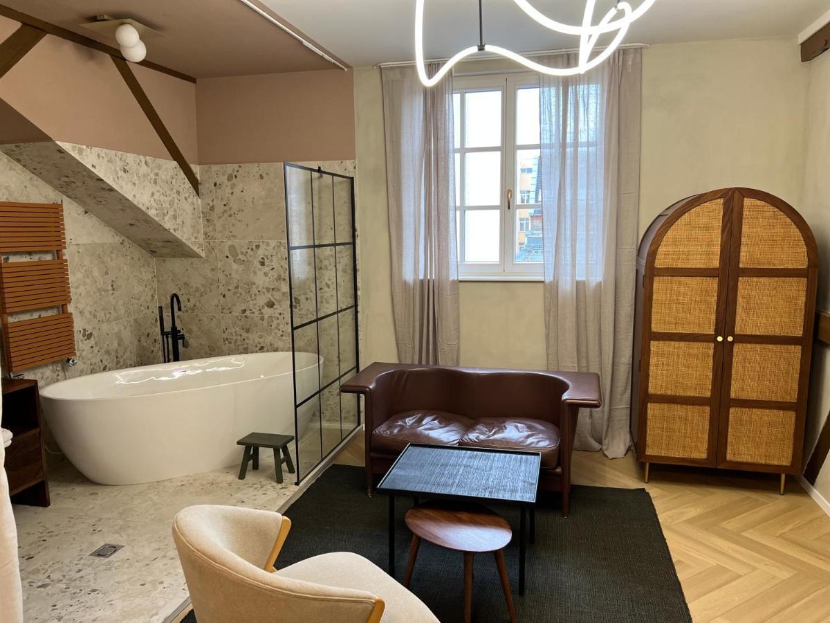 Nest Hotel Дьор Екстериор снимка