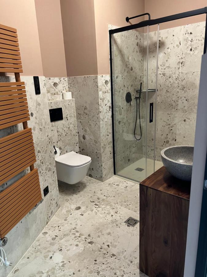 Nest Hotel Дьор Екстериор снимка
